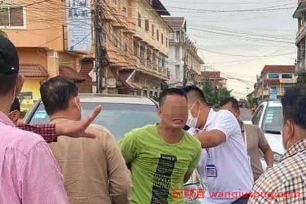 中国男子被嘟嘟车司机刺伤抢救数日险丧命！网友：不可能无缘无故捅人...