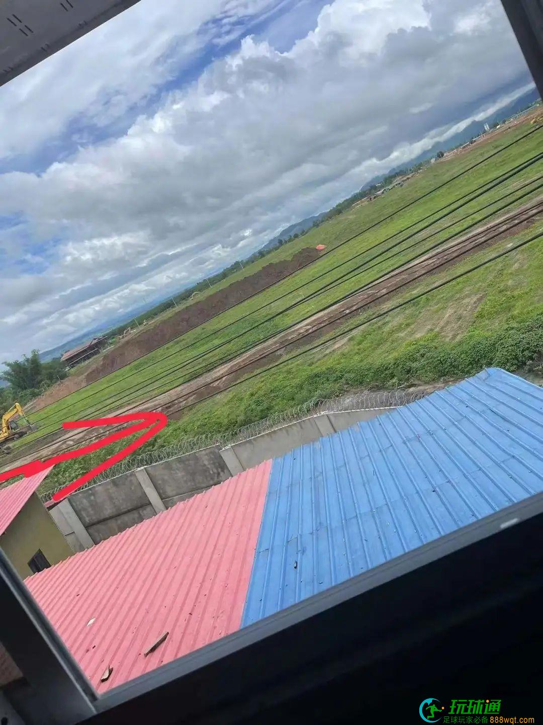 中国男子被卖缅甸遭殴打，电击！挖通道逃脱，穿越三国回国