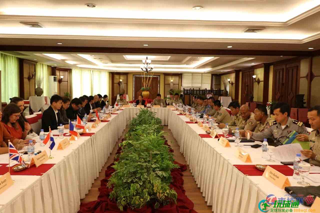 驻柬埔寨使馆驻暹粒领办举办第12次游客安全工作会议