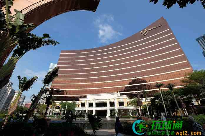 Price Karr任永利度假村投资者关系高级副总裁  监督相关策略工作